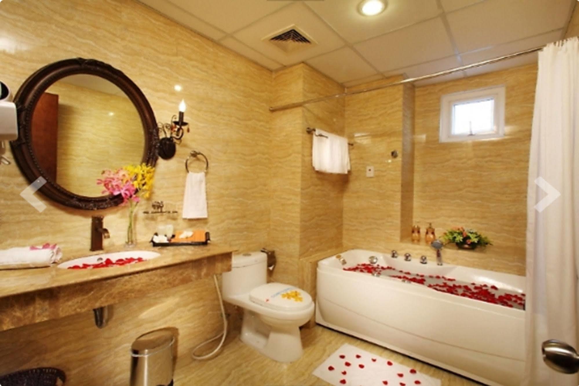 A&Em - The Petit Hotel Hô Chi Minh-Ville Extérieur photo