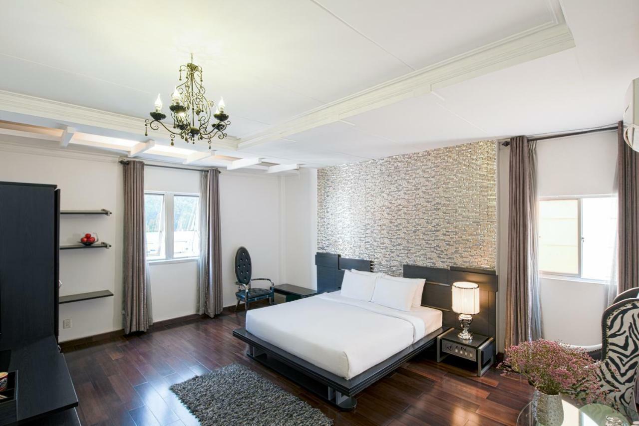 A&Em - The Petit Hotel Hô Chi Minh-Ville Extérieur photo